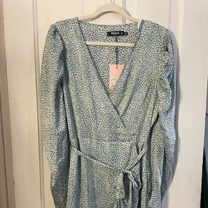 Missguided Wrap Printed dress
